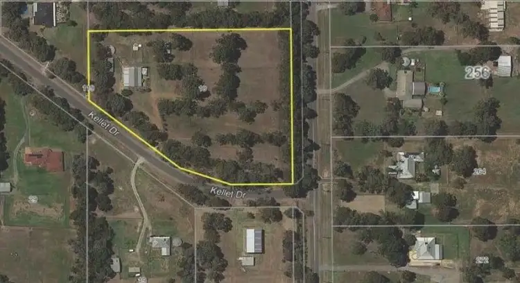 18 Kellet Dr, Darling Downs WA 6122