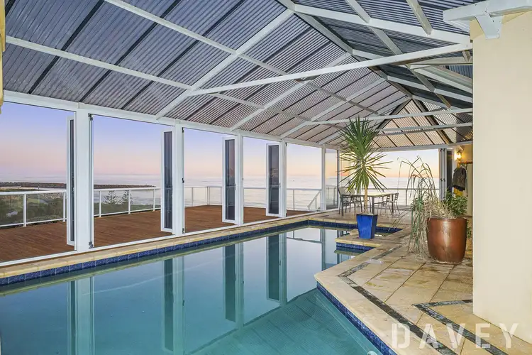 6 Ibiza Court, Mindarie WA 6030