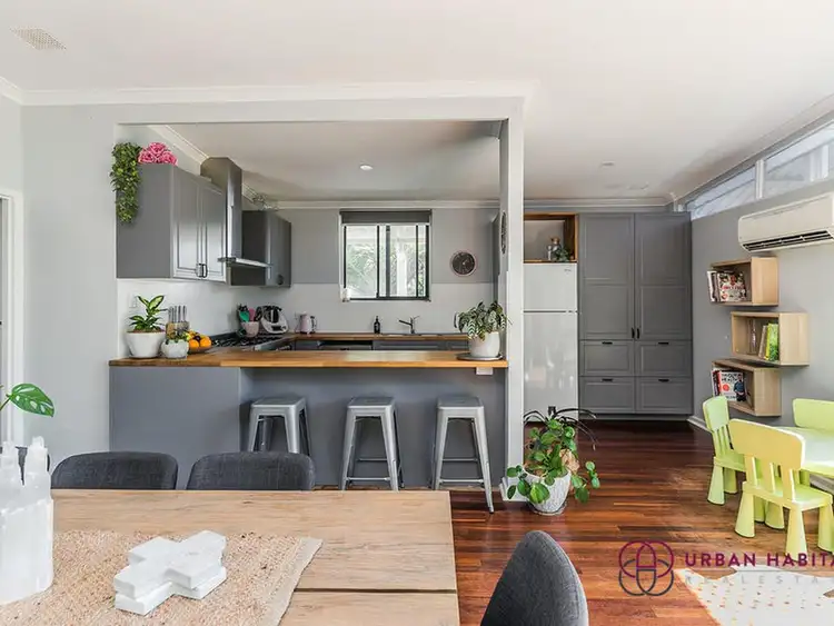 4 Jecks Place, Orelia WA 6167
