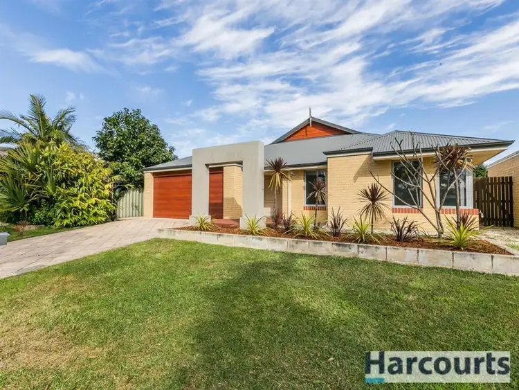 21 Blue Mountain Cir, Aubin Grove WA 6164