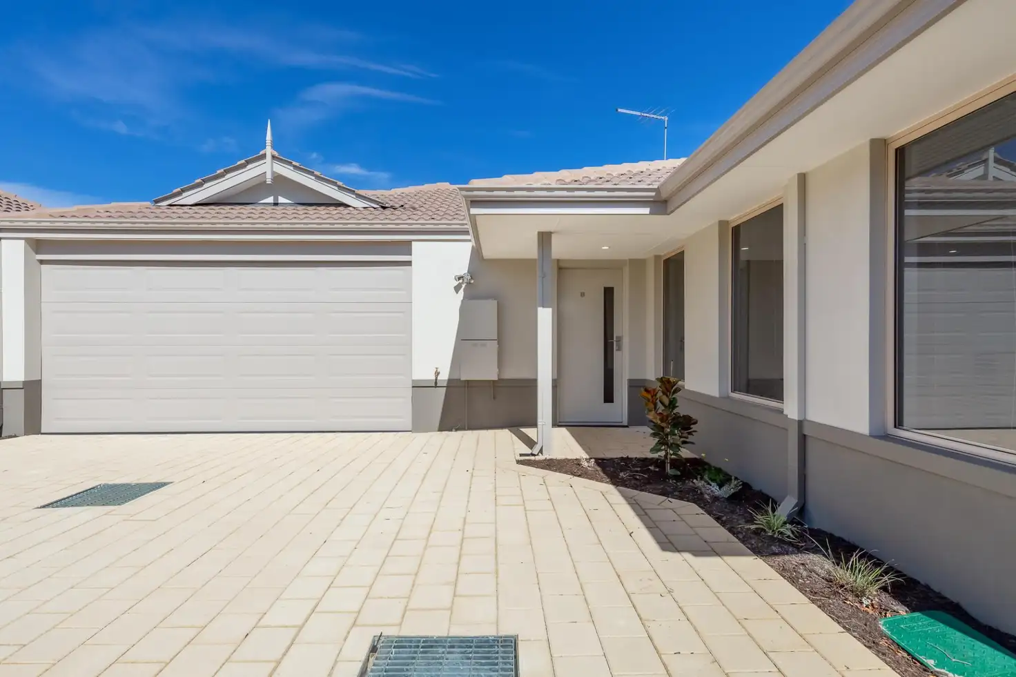Main view of Homely house listing, 2, 21 Beaconsfield Street, St James WA 6102
