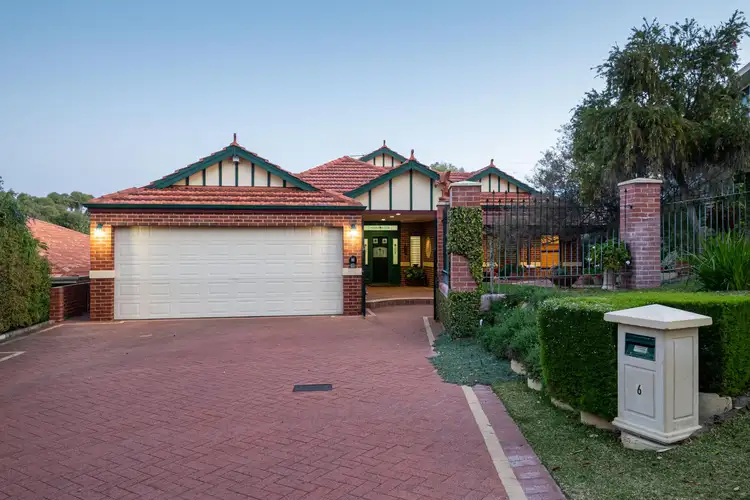 6 Arbery Avenue, Sorrento WA 6020