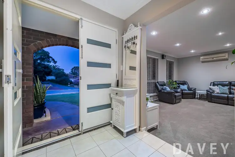 Fifth view of Homely house listing, 3 Skiff Way, Heathridge WA 6027