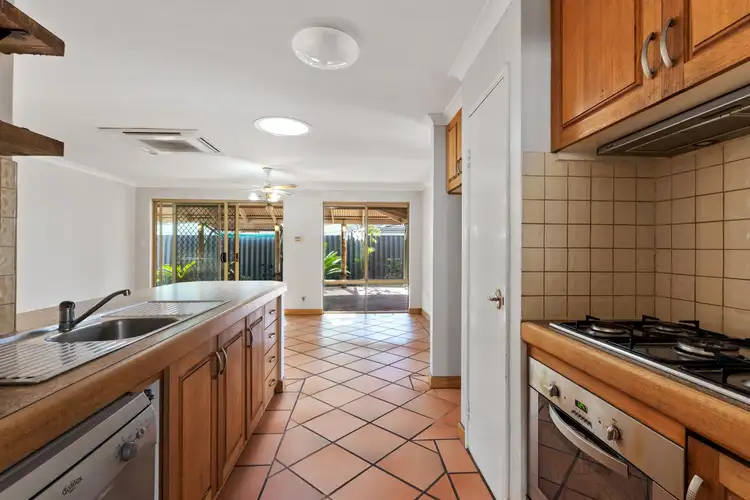 Sixth view of Homely house listing, 5 Derwent Crescent, Success WA 6164