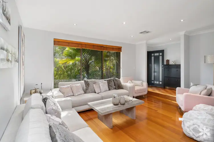 16 Scarp Terrace, Willetton WA 6155