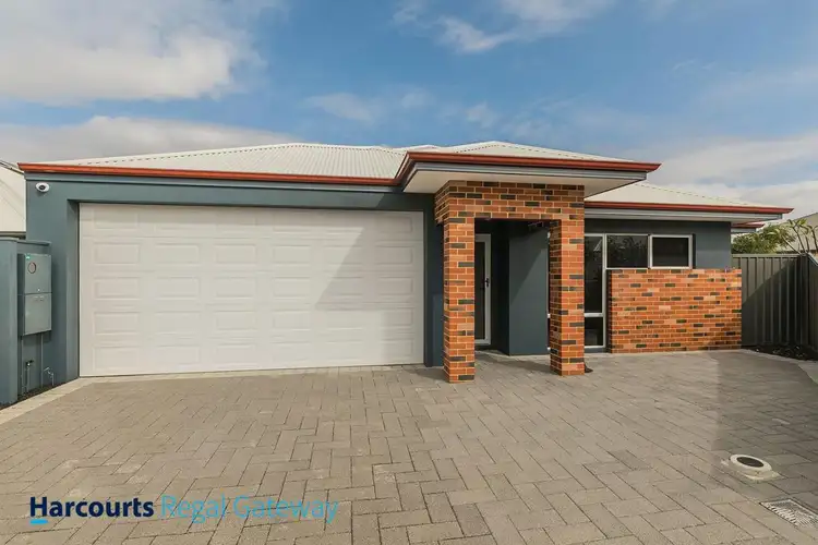 13 Jewel Gardens, Hammond Park WA 6164