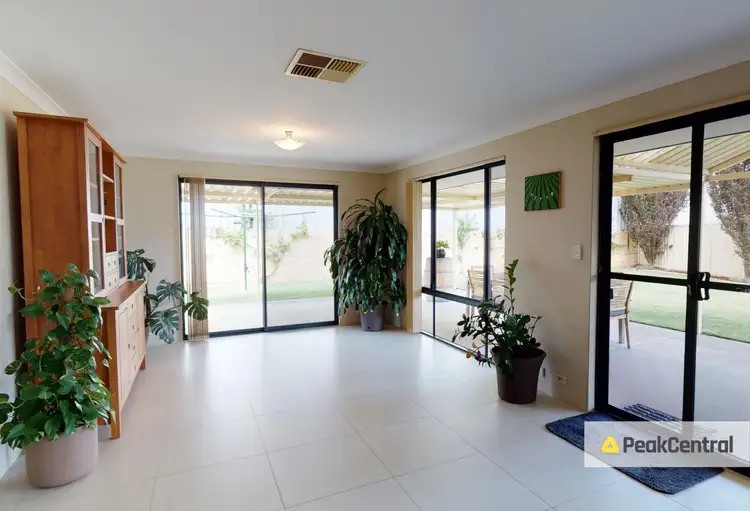 Sixth view of Homely house listing, 8 Nenagh Close, Orelia WA 6167