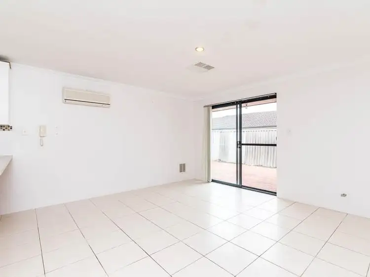 Fourth view of Homely villa listing, 4/147-149 Sevenoaks Street, Cannington WA 6107