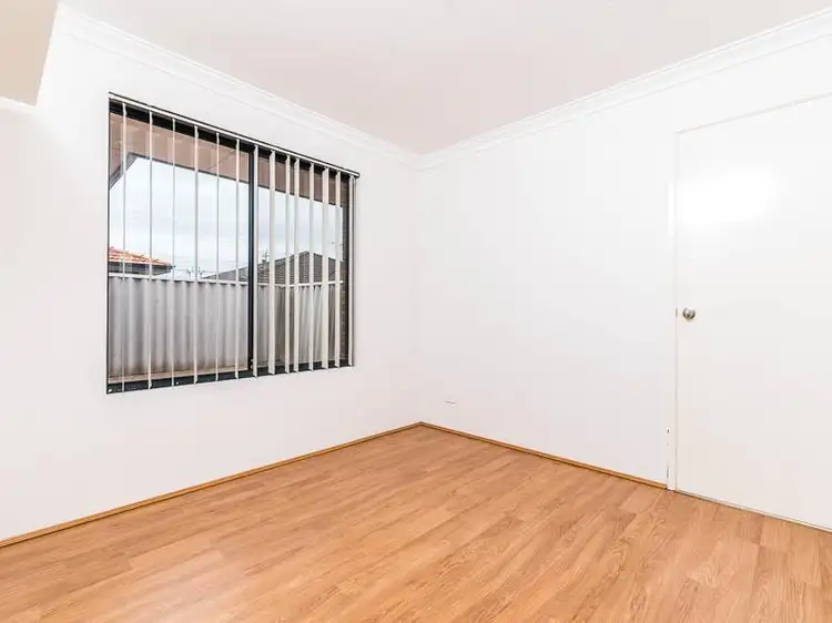 Fifth view of Homely villa listing, 4/147-149 Sevenoaks Street, Cannington WA 6107