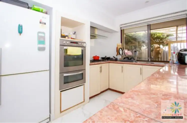 Sixth view of Homely house listing, 4 Fin Place, Willetton WA 6155