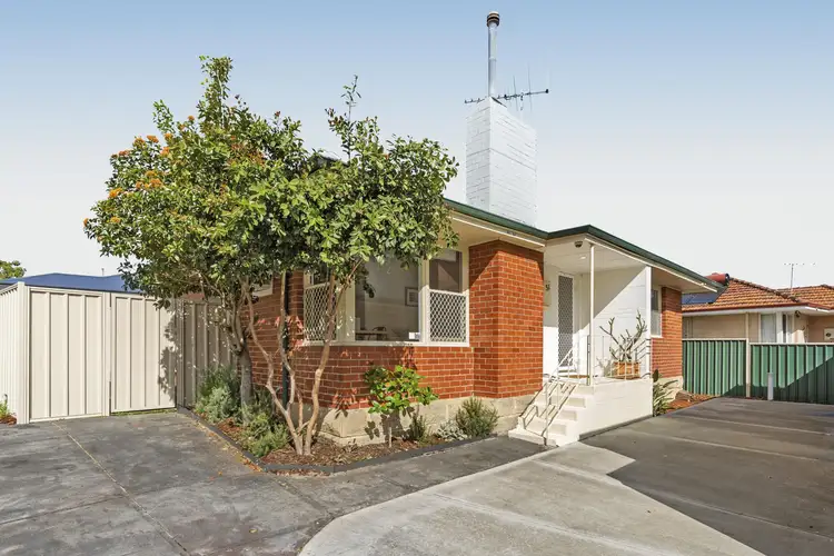 51b Rinaldo Crescent, Coolbellup WA 6163