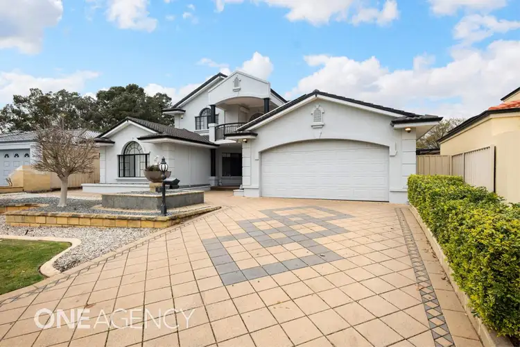 8 Bennett Drive, Canning Vale WA 6155