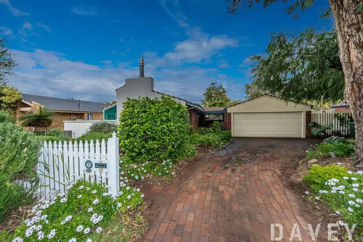 17 Adenmore Way, Kingsley WA 6026