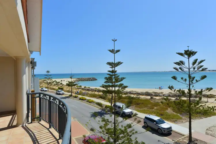 21 Breakwater Parade, Mandurah WA 6210