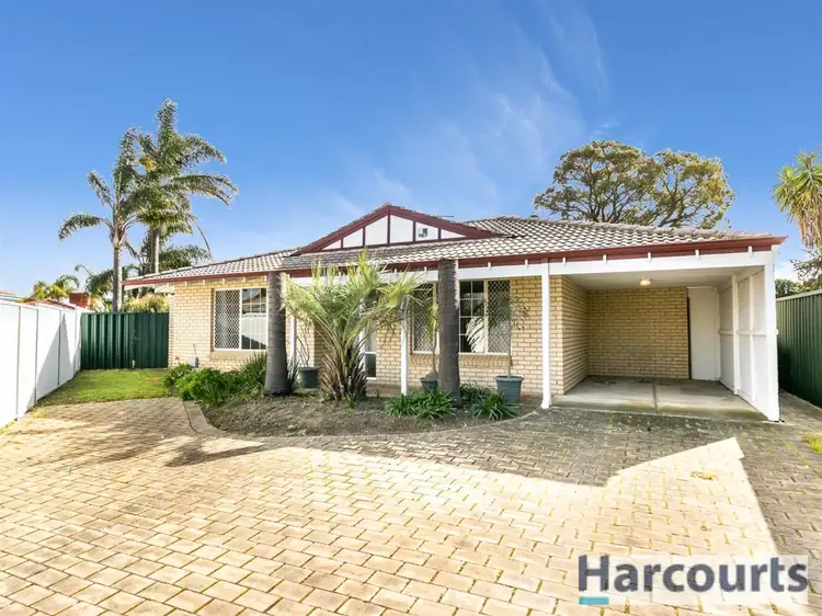 7b Poinsettia Grove, South Lake WA 6164
