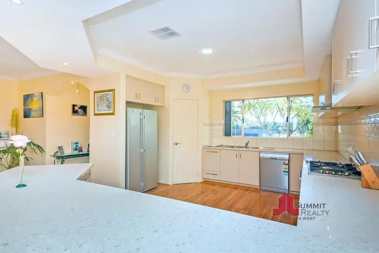 Fourth view of Homely house listing, 6 Crystal Bend, Dalyellup WA 6230