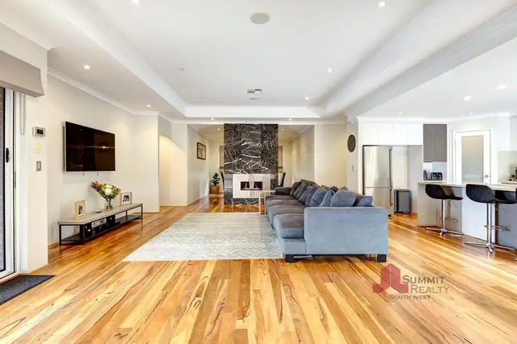 Fifth view of Homely house listing, 2 Braddon Way, Millbridge WA 6232
