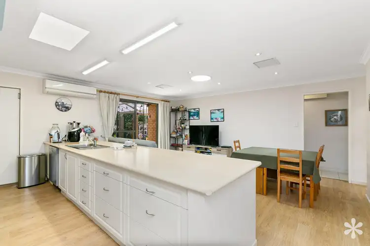 Sixth view of Homely house listing, 6 Fabian Close, Willetton WA 6155