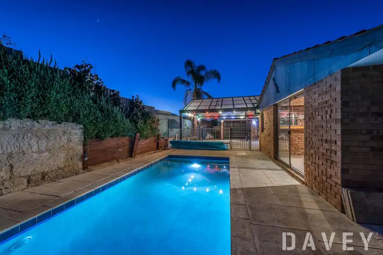 138 Trailwood Drive, Woodvale WA 6026