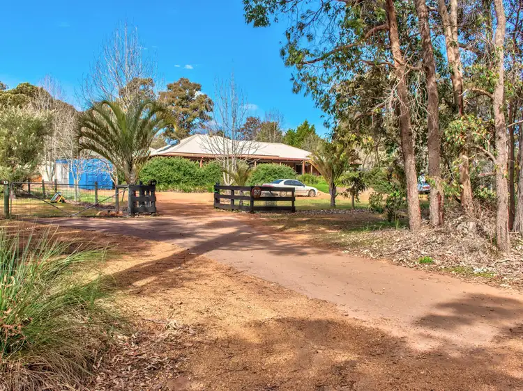 25 Chestnut Road, Jarrahdale WA 6124