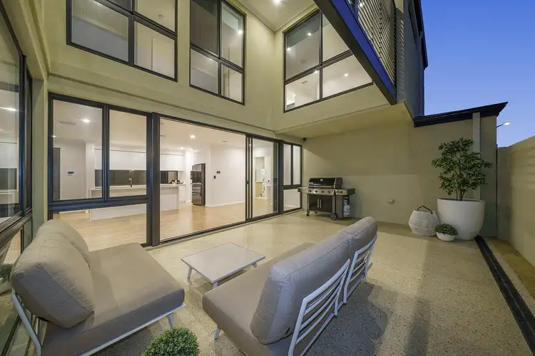 5 Fluorite  Way, Carine WA 6020