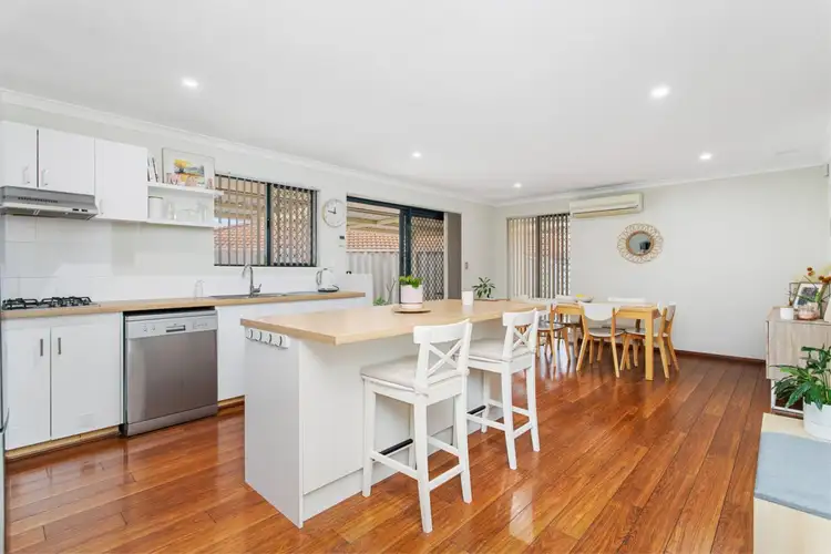 11 Buffett Ramble, Quinns Rocks WA 6030