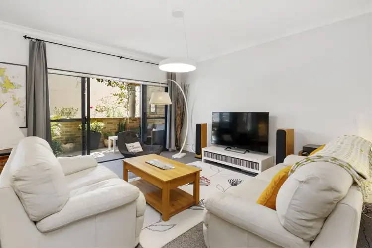 Third view of Homely apartment listing, 21/8 Bay Road, Claremont WA 6010