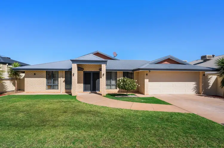 10 Purna Place, Hannans WA 6430