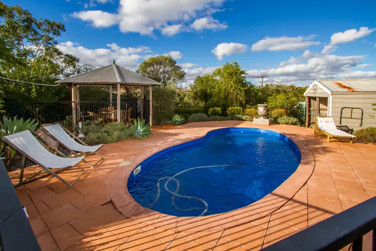3 Duke St, Toodyay WA 6566