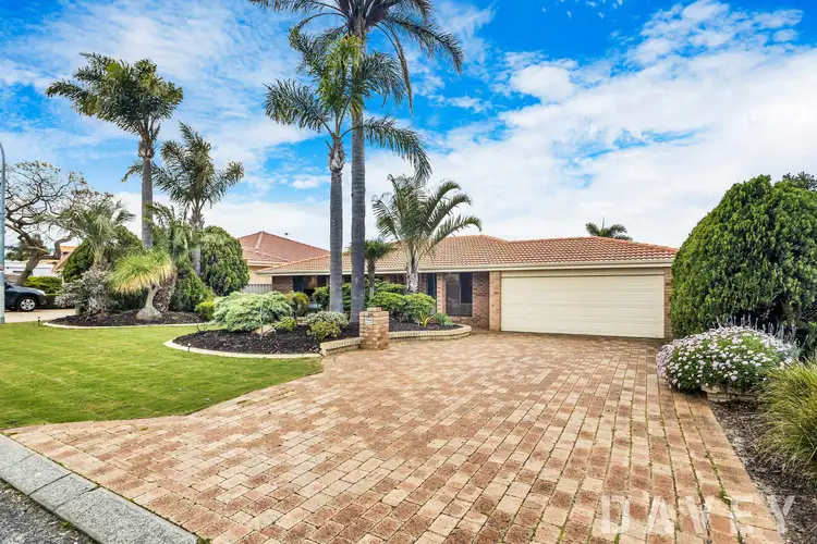 34 Fallbrook Avenue, Woodvale WA 6026