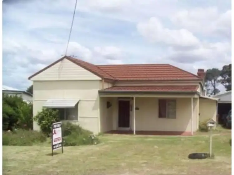 25 Jones Street, Collie WA 6225