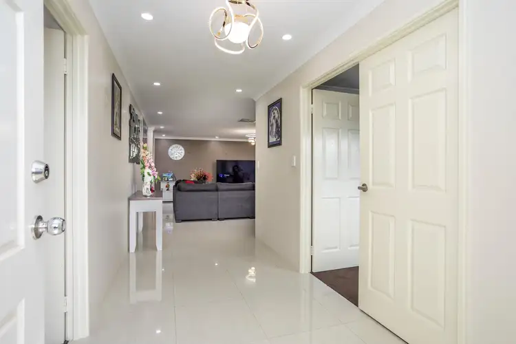 Fifth view of Homely house listing, 8 Sandpiper Street, Harrisdale WA 6112