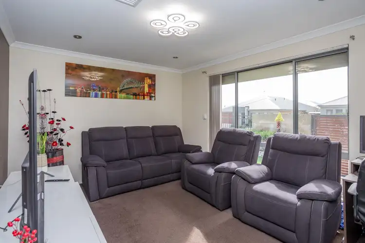Seventh view of Homely house listing, 8 Sandpiper Street, Harrisdale WA 6112