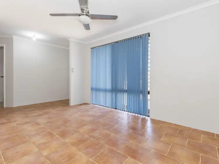 Second view of Homely house listing, 10 Dowerin Close, Beeliar WA 6164