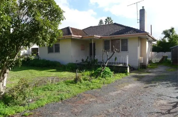 Main view of Homely house listing, 5 Parkhill Way, Wilson WA 6107
