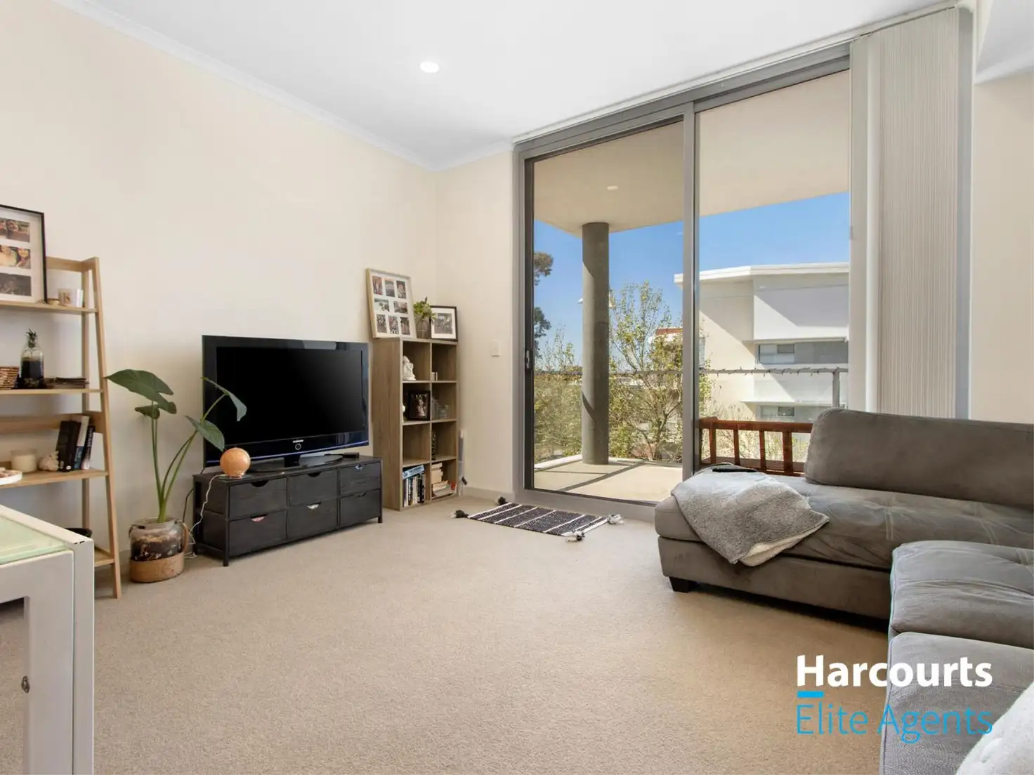 Main view of Homely apartment listing, 17/24 Flinders Lane, Rockingham WA 6168