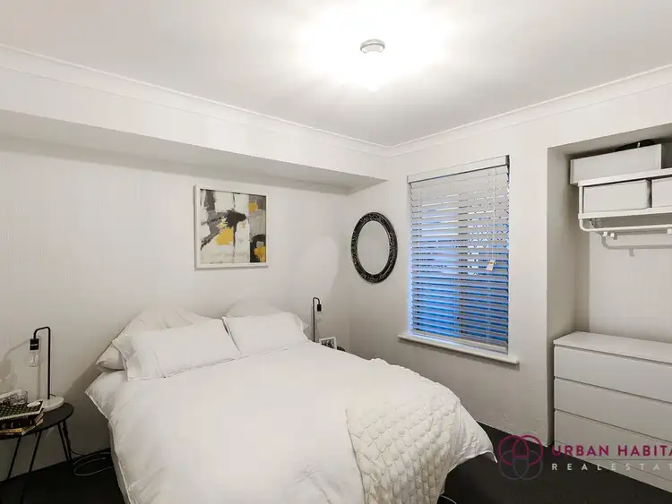 Fifth view of Homely house listing, 2 Varris Way, Orelia WA 6167