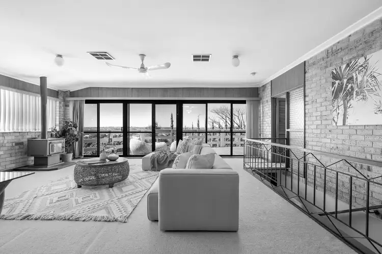 16 Sydenham Road, Doubleview WA 6018