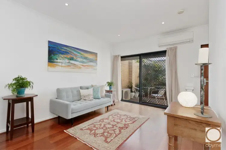 3/2 Straughair Street, Hamilton Hill WA 6163