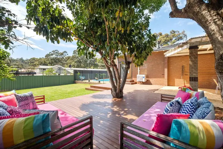11 Watsonia Road, Gooseberry Hill WA 6076