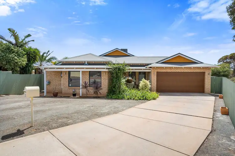 14 Puri Road, Hannans WA 6430