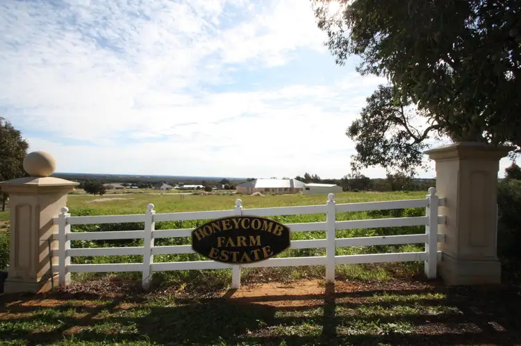 Lot 252, 6 Cruden Place, Gingin WA 6503