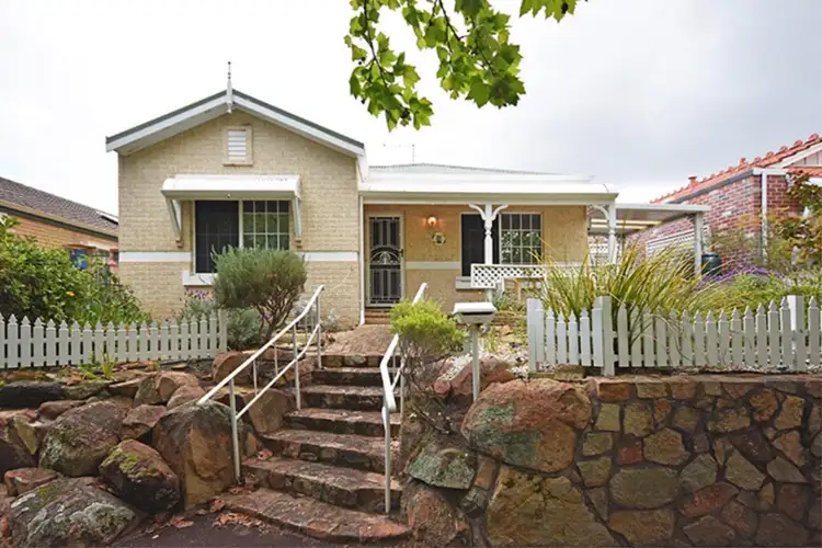 25 Highpoint Boulevard, Ellenbrook WA 6069