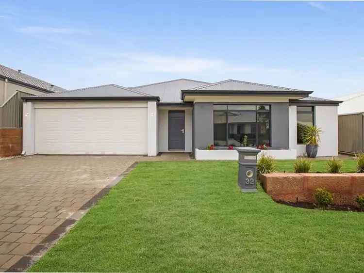 32 Davenport Approach, Wandi WA 6167
