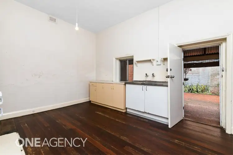 Fifth view of Homely semi-detached listing, 3b Nairn Street, Fremantle WA 6160