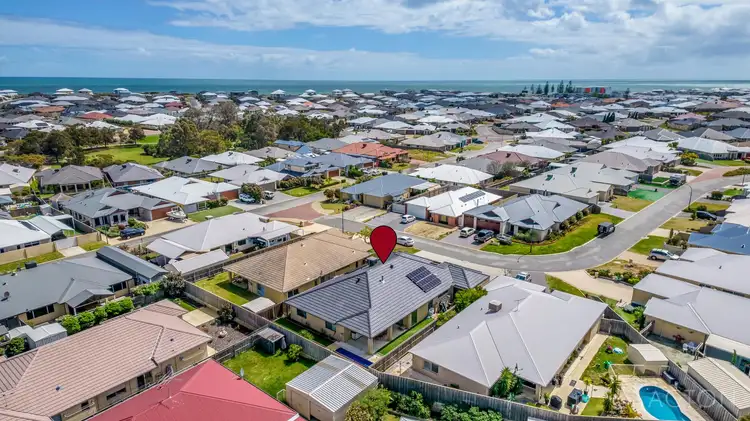 6 Senecio Way, Halls Head WA 6210
