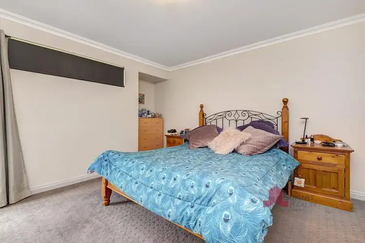 Sixth view of Homely house listing, 8 Sheriff Fairway, Dalyellup WA 6230