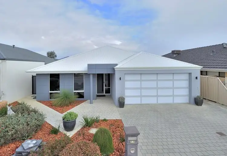 UNDER OFFE/17 Pardillo Way, Caversham WA 6055