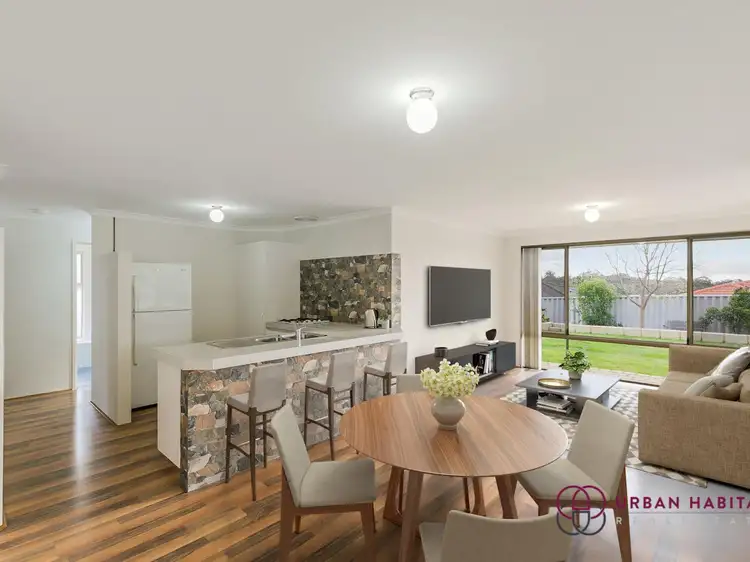 Second view of Homely house listing, 21 Brookeby Heights, Leda WA 6170