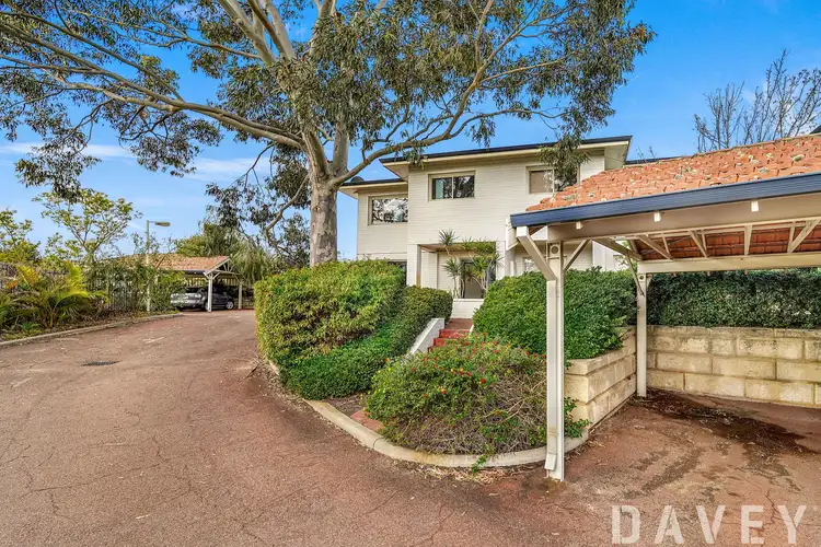 8/22 Manolas Way, Girrawheen WA 6064